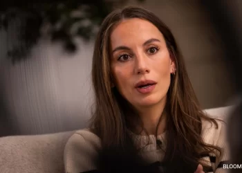 Mira Murati Message to OpenAI Staff After Altman's Replacement