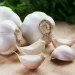 Know the role of raw garlic in cholesterol management