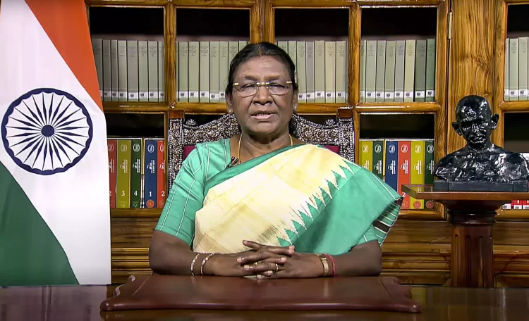 PRESIDENT OF INDIA’S GREETINGS ON THE EVE OF DIWALI