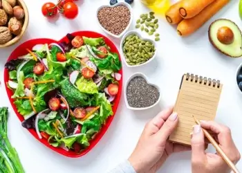 Nutritionist shares tips to keep yourself healthy in winter