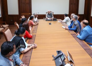 West Bengal CM Mamata Banerjee calls on PM