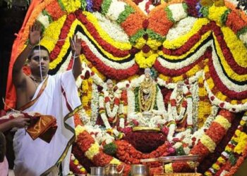Vaikuntha Ekadashi being celebrated today. Devotees throng Lord Vishnu temples in South India.