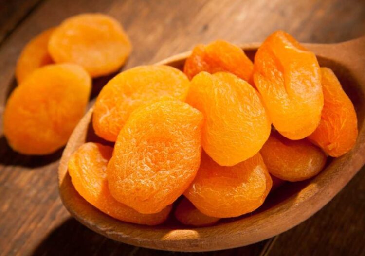 Dried Apricots Benefits: Heart Health To Digestion
