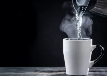 Know benefits and side effects of drinking hot water on empty stomach
