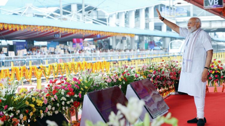 PM Modi to unveil another mega railway project! Stage set for over 500 Amrit Bharat stations with advance facilities