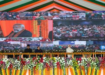 PM addresses Viksit Bharat Viksit Jammu Kashmir programme in Srinagar, Jammu & Kas
