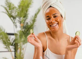 Why Summer Skincare Is Essential? Shahnaz Husain Reveals!