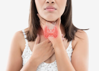 Thyroid symptoms in females: 5 signs of hypothyroidism in women that you should know