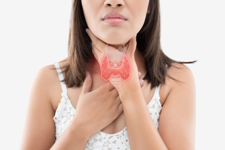 Thyroid symptoms in females: 5 signs of hypothyroidism in women that you should know