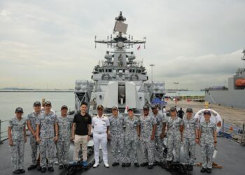 INDIAN NAVAL SHIPS DELHI, SHAKTI, AND KILTAN COMPLETED THEIR VISIT TO SINGAPORE, AS A PART OF THE OPERATIONAL DEPLOYMENT OF THE EASTERN FLEET TO THE SOUTH CHINA SEA