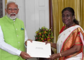 PM Modi submits resignation to President, likely to be sworn in for 3rd term on June 8