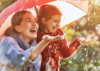 Preventive Measures & Monsoon Health Tips to Keep Your Children Healthy