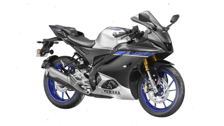 Yamaha R15M Carbon Fibre launched