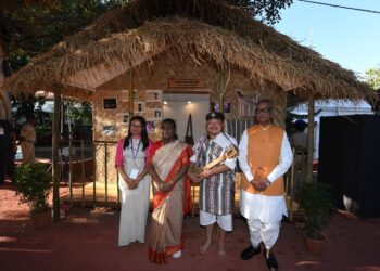 PRESIDENT OF INDIA INAUGURATES BHARATIYA KALA MAHOTSAV AT RASHTRAPATI NILAYAM