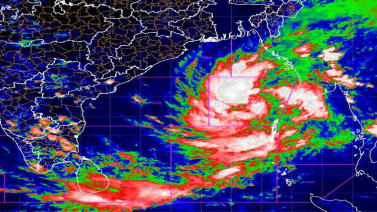 Cyclone Dana Update: IMD Confirms Landfall Between Bhitarkanika & Dhamra