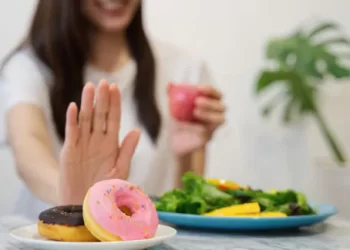 Weight loss at night: 5 things to do before bed to shed kilos