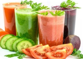 Weight Loss Drinks: 6 homemade beverages to detox and reduce belly fat in winters