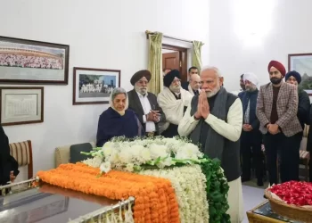 Manmohan Singh Funeral Updates: Modi, Amit Shah, Gandhi family among top leaders at Nigambodh Ghat for former PM’s last rites with full state honours