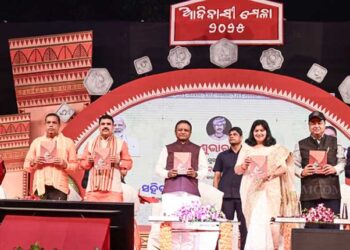 CM Majhi Inaugurates Adivasi Mela; Launches Shahid Madho Singh Haath Kharcha Scheme