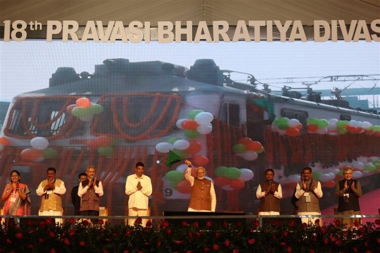 PM Modi Flags Off Pravasi Bharatiya Express, A Special Tourist Train For NRIs