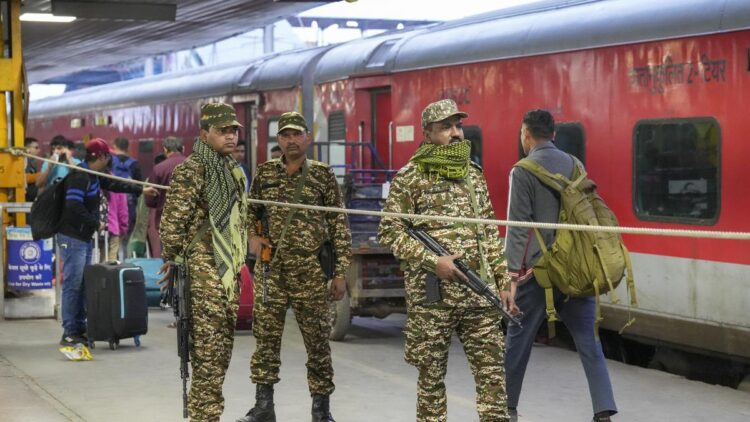 New Delhi Railway Station Stampede Updates: 18 dead after Maha Kumbh crowd triggers chaos, Govt announces compensation for deceased
