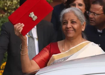 NO INCOME TAX ON ANNUAL INCOME UPTO Rs. 12 LAKH UNDER NEW TAX REGIME