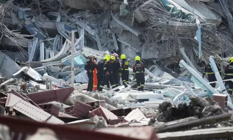 1002 Killed, 2376 Injured In Devastating Earthquake In Myanmar