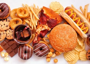 Ultra-processed foods can affect your overall health, nutritionist explains 4 potential risks