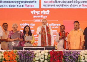 Prime Minister Shri Narendra Modi lays foundation stone, inaugurates development works worth over Rs 3,880 crore in Varanasi,Uttar Pradesh