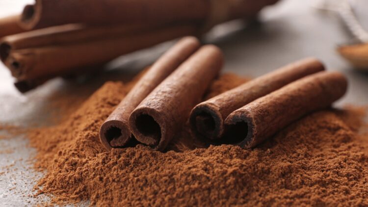 Cinnamon is extremely beneficial for men's health, it can help to get rid of these 5 problems