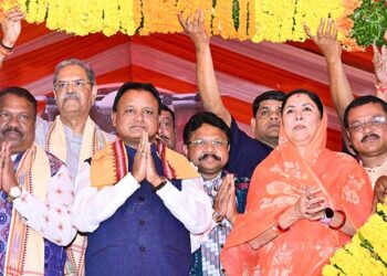 CM Majhi Reiterates Commitment To Farmers At Krushak Shakti Samabesh In Balangir