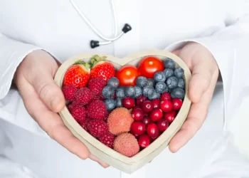 Cardiologist shares, eat these 10 foods daily, to reduce heart disease risk, lower cholesterol and control blood pressure
