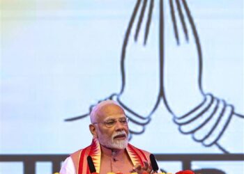 Prime Minister Shri Narendra Modi addresses community programme in Trinidad & Tobago
