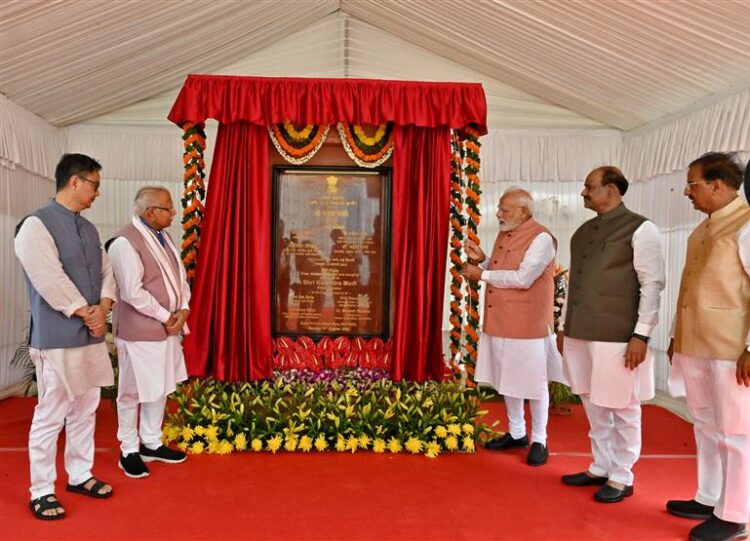 Prime Minister Shri Narendra Modi inaugurates newly constructed flats for Members of Parliament in New Delhi