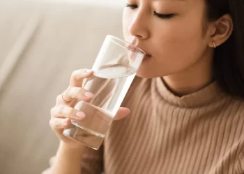 Not drinking enough water? Study reveals dehydration spikes stress levels