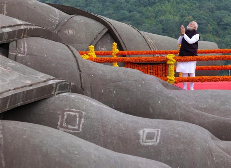 Rashtriya Ekta Diwas: PM Modi Pays Tribute At Statue Of Unity, Takes Oath To Protect Nation’s Unity