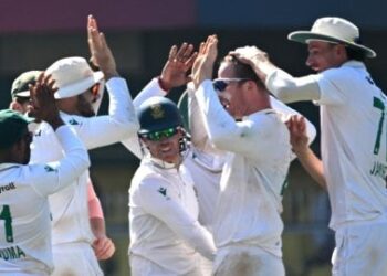 India vs South Africa 2nd Test Day 5: Harmer’s 6-37 Helps SA Crush India By 408-Run To Seal Series Whitewash