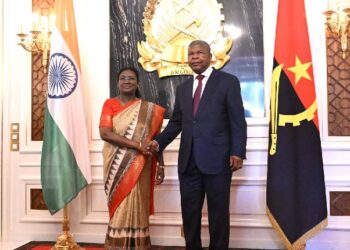 PRESIDENT OF INDIA IN ANGOLA; HOLDS BILATERAL MEETING WITH PRESIDENT OF ANGOLA AND LEADS DELEGATION-LEVEL TALKS