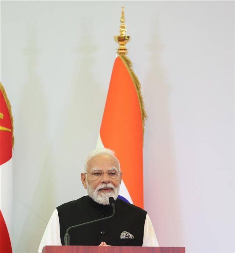 Prime Minister attends India-Oman Business Forum