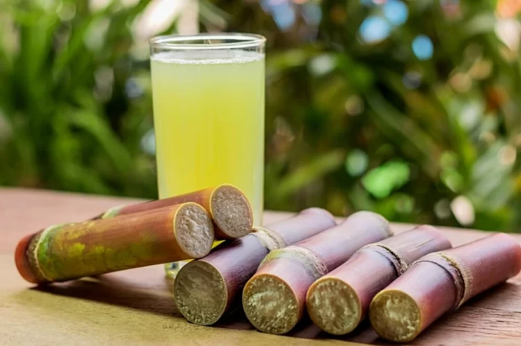 Is sugarcane juice good for health? Know its health benefits and risks
