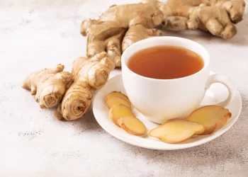 Five ways ginger tea can boost your morning walk (and when to avoid it)