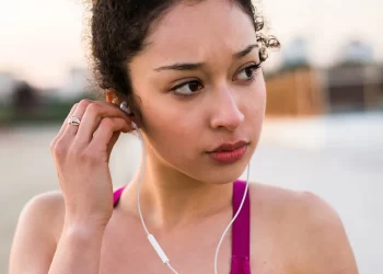 Always wearing earphones? Doctor explains the hidden impact on hearing and focus