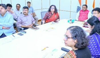 CM Majhi Reviews Rs 210 Cr Cuttack Riverfront Project, Pushes For Early Execution