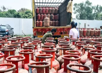5 Kg LPG Cylinders Available For Students And Migrant Workers