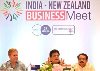 Piyush Goyal, New Zealand Trade Minister Hold Discussions With Exporters In Agra