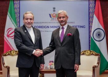EAM Jaishankar Meets Iranian FM Araghchi, Reviews West Asia Situation