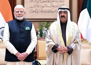 Prime Minister Shri Narendra Modi speaks with the Amir of Kuwait