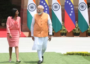 Prime Minister Narendra Modi with Venezuela’s Acting President