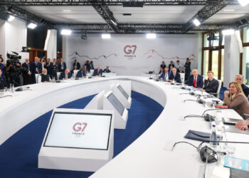 Prime Minister addresses the session on “Reviving a Balanced, Shared and Sustainable Economic Growth for All” at G7 Summit in Evian, France