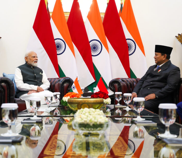 Prime Minister holds official talks with President of Indonesia
